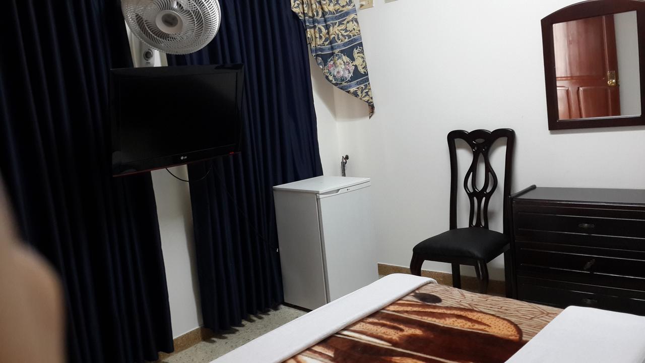 פריירה Hotel Ejecutivo מראה חיצוני תמונה