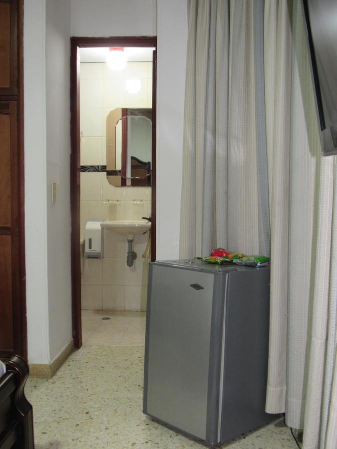 פריירה Hotel Ejecutivo מראה חיצוני תמונה